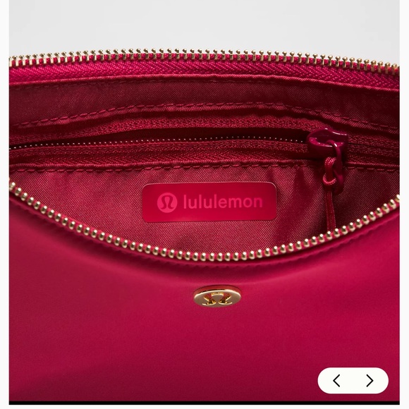 Lulu Lemon City Essentials Mini Shoulder Bag 1L - Picture 3 of 13